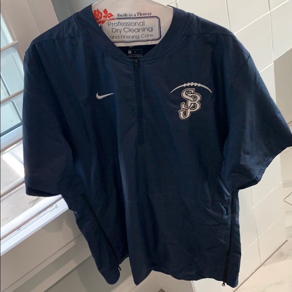 Men’s NIKE St. John Bosco jacket shirt